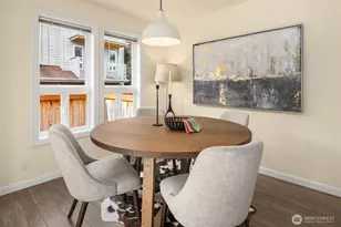 3201 23rd Ave W, Seattle, WA 98199 - Photo 17