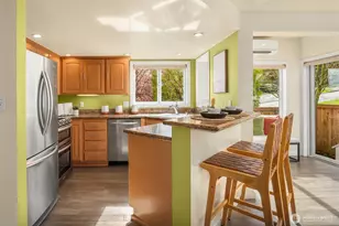 3201 23rd Ave W, Seattle, WA 98199 - Photo 11