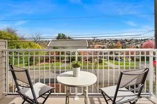 3201 23rd Ave W, Seattle, WA 98199 - Photo 9