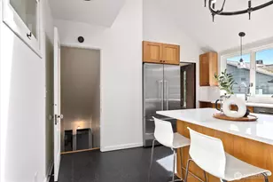 2419 28th Ave W, Seattle, WA 98199 - Photo 15