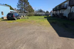 704 Seahorse Ave NE, Ocean Shores, WA 98569 - Photo 1