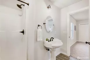 14929 130th Ave SE, Renton, WA 98058 - Photo 19