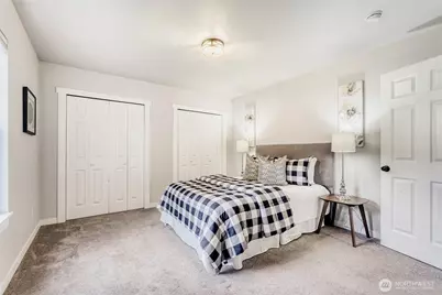 14929 130th Avenue SE, Renton, WA 98058 - Photo 17