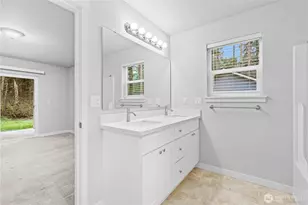 21628 N Terra Ln SE, Yelm, WA 98597 - Photo 13