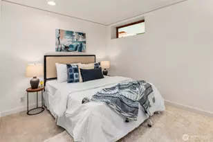 2117 N 36th St, Seattle, WA 98103 - Photo 35