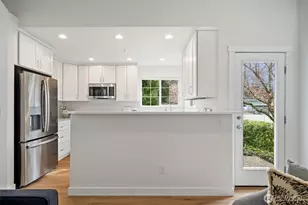 8315 NE 140th St, Kirkland, WA 98034 - Photo 11