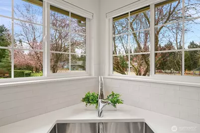 8315 NE 140th Street, Kirkland, WA 98034 - Photo 15