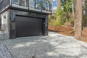 11905 89th Ave NE, Kirkland, WA 98034 - Photo 33