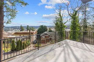 11905 89th Ave NE, Kirkland, WA 98034 - Photo 31