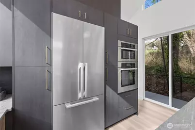 11905 89th Avenue NE, Kirkland, WA 98034 - Photo 3