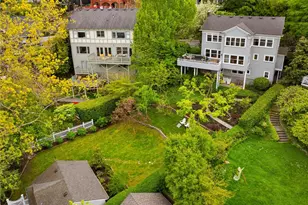 246 Dorffel Dr E, Seattle, WA 98112 - Photo 33