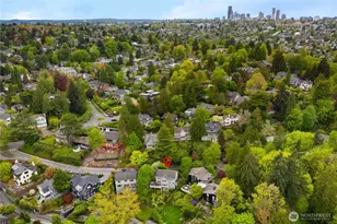 246 Dorffel Dr E, Seattle, WA 98112 - Photo 37