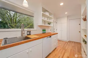 8805 27th Ave NE, Seattle, WA 98115 - Photo 11