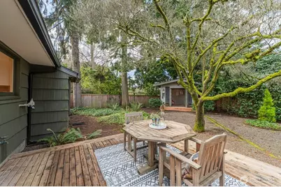 8805 27th Avenue NE, Seattle, WA 98115 - Photo 31