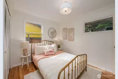 8805 27th Avenue NE, Seattle, WA 98115 - Photo 13