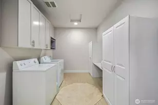 8602 Vashon Dr NE, Lacey, WA 98516 - Photo 17