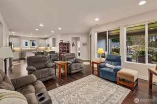 8602 Vashon Dr NE, Lacey, WA 98516 - Photo 7