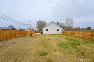 1038 W Lakeside Dr, Moses Lake, WA 98837 - Photo 25