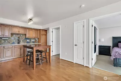 4116 California Avenue SW #304, Seattle, WA 98116 - Photo 5