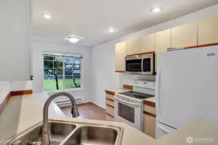 2100 S 336th St, Federal Way, WA 98003 - Photo 5