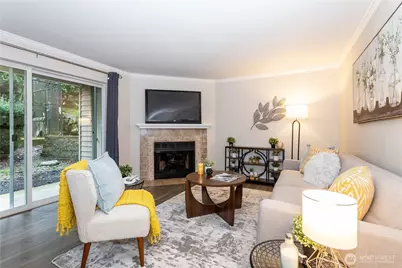 12040 100th Avenue NE #J102, Kirkland, WA 98034 - Photo 1