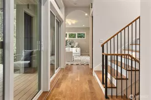 1427 Woodrow Pl E, Seattle, WA 98112 - Photo 9