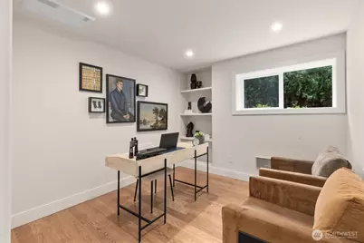 1427 Woodrow Place E, Seattle, WA 98112 - Photo 27