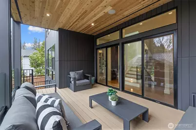 1427 Woodrow Place E, Seattle, WA 98112 - Photo 25