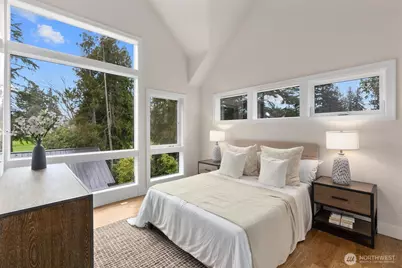 1427 Woodrow Place E, Seattle, WA 98112 - Photo 15