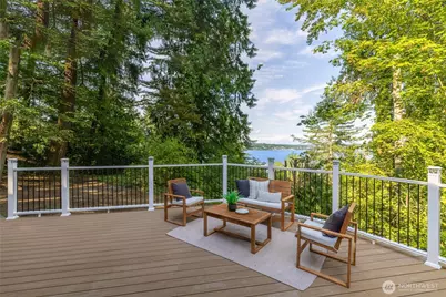 14538 38th Avenue NE, Lake Forest Park, WA 98155 - Photo 1