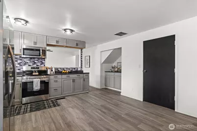 3333 Creek View Court SE, Port Orchard, WA 98366 - Photo 7