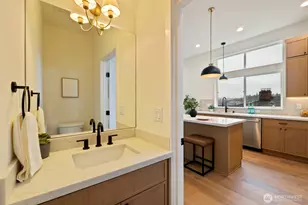 2213 W Bertona St, Seattle, WA 98199 - Photo 11