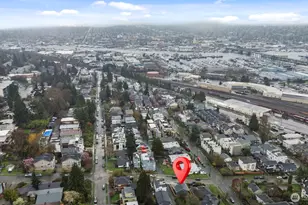 2213 W Bertona St, Seattle, WA 98199 - Photo 35