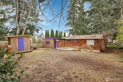 13722 Interlake Avenue N, Seattle, WA 98133 - Photo 27
