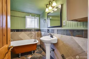 13722 Interlake Ave N, Seattle, WA 98133 - Photo 21