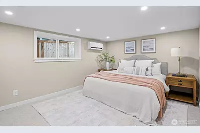 4725 37th Avenue SW, Seattle, WA 98126 - Photo 19