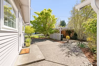 1304 S Oak St, Port Angeles, WA 98362 - Photo 5
