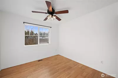 1225 Hemlock Place, Mount Vernon, WA 98273 - Photo 15