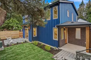 11247 108th Ave NE, Kirkland, WA 98033 - Photo 1