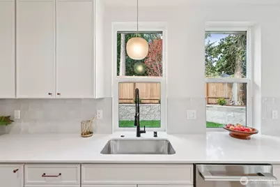 20205 5th Avenue NW, Shoreline, WA 98177 - Photo 11