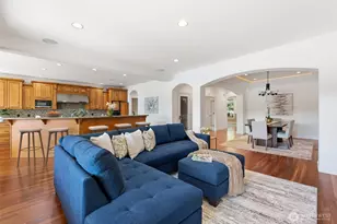 8696 Island Dr S, Seattle, WA 98118 - Photo 9