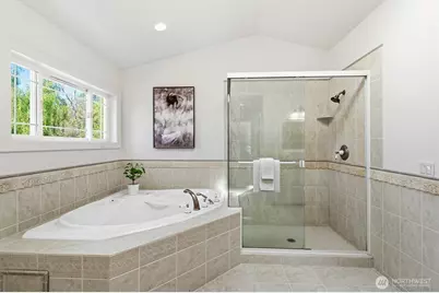 8696 Island Drive S, Seattle, WA 98118 - Photo 29