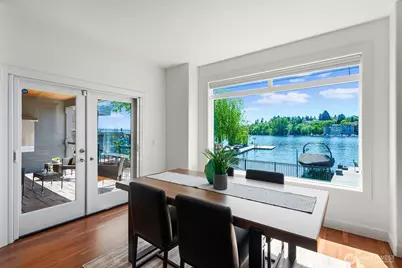 8696 Island Drive S, Seattle, WA 98118 - Photo 13