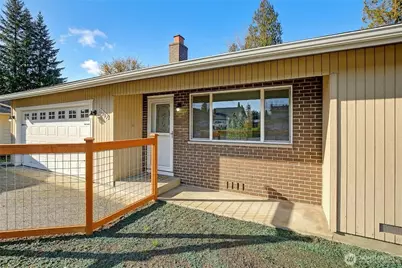 11907 47th Drive NE, Marysville, WA 98271 - Photo 3