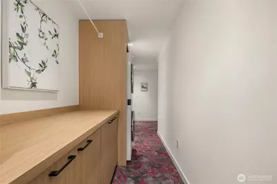 73 E Lynn St, Seattle, WA 98102 - Photo 25