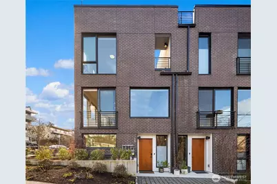 73 E Lynn St, Seattle, WA 98102 - Photo 3