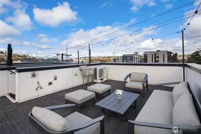 73 E Lynn St, Seattle, WA 98102 - Photo 35