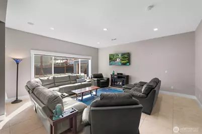 1132 121st Street E, Tacoma, WA 98445 - Photo 9