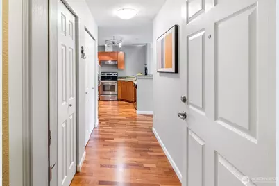 621 5th Avenue N #403, Seattle, WA 98109 - Photo 19