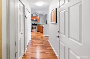 621 5th Ave N, Seattle, WA 98109 - Photo 19